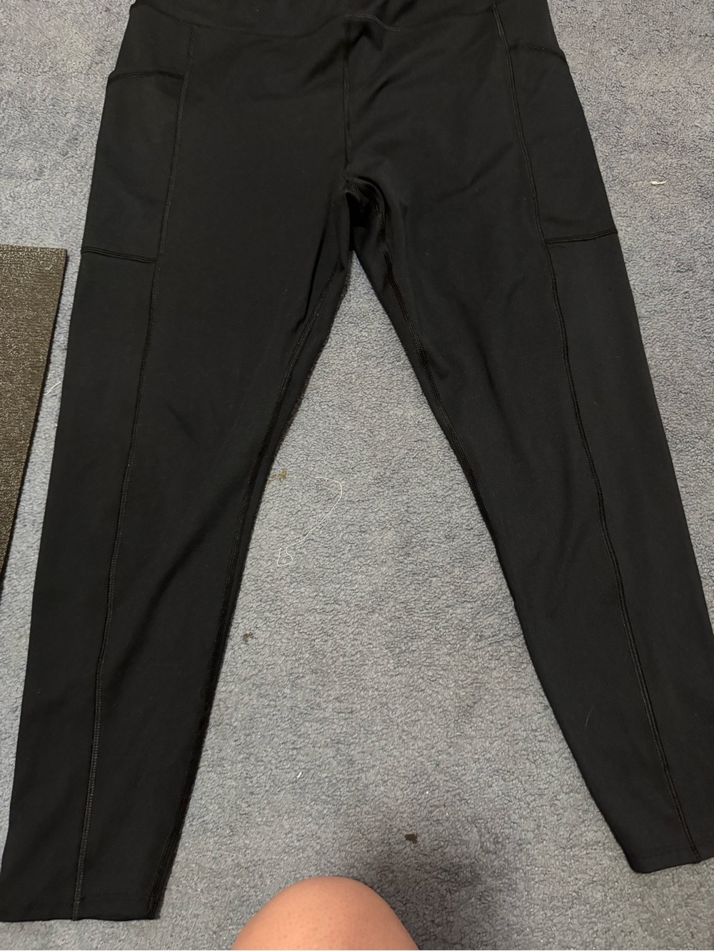 SO Black Women's High-Rise Leggings with Side Pockets
